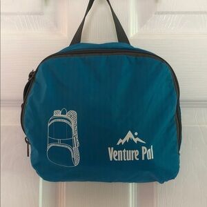 Venture Pal Field Operation 35L Ultra-light Packable Backpack, like new, blue